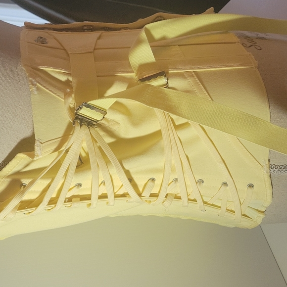 Price Drop Camp Shapewear/Corset/ Back Support - Picture 2 of 7